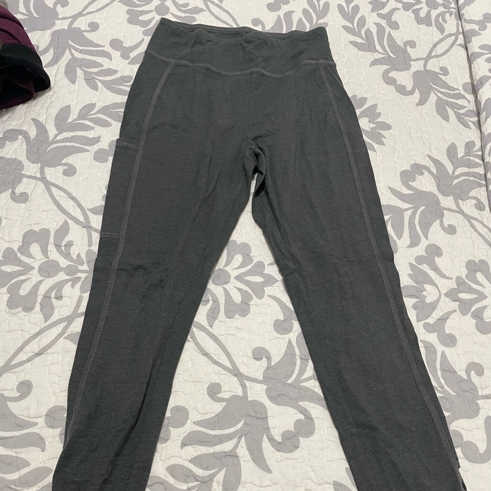 Grey leggings